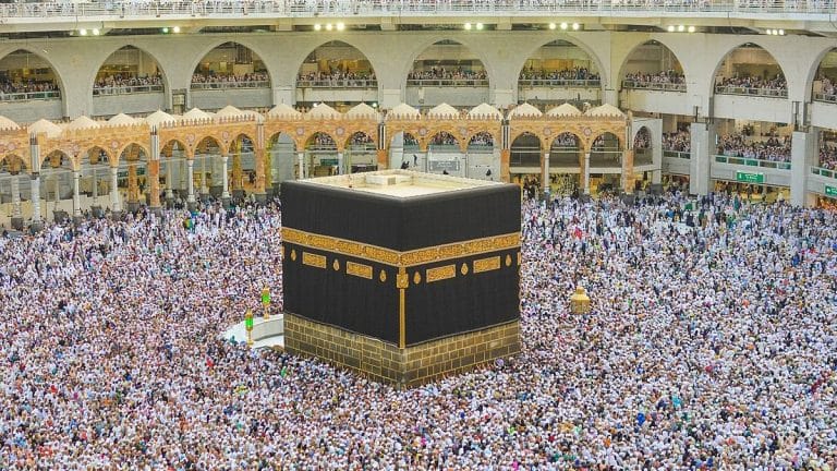 Haj committee cancels applications of Indian pilgrims after Saudi bans entry to non-residents