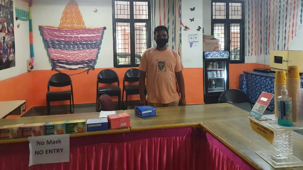 Latif Ahmed at his canteen | Soniya Agrawal | ThePrint