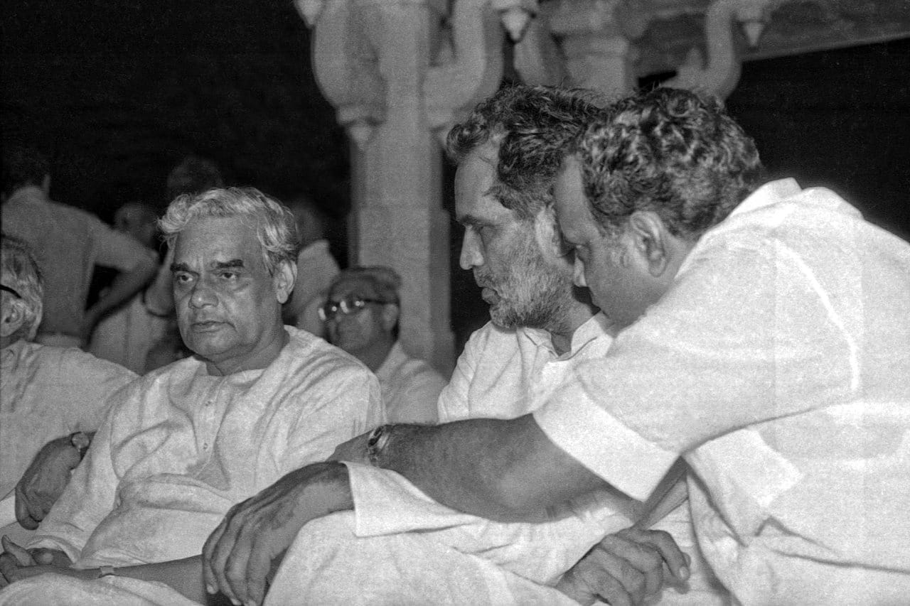 Former PM A.B. Vajpayee , Chandra Shekhar and Sharad Pawar at a rally | Photo: Praveen Jain 