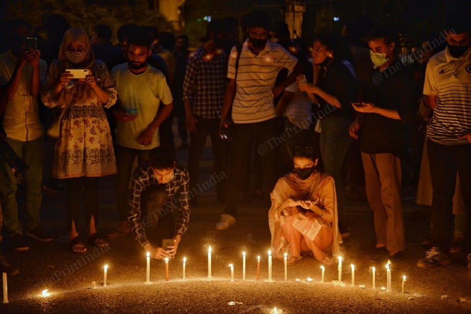 Outside Jamia students gather | Suraj Singh Bisht | ThePrint