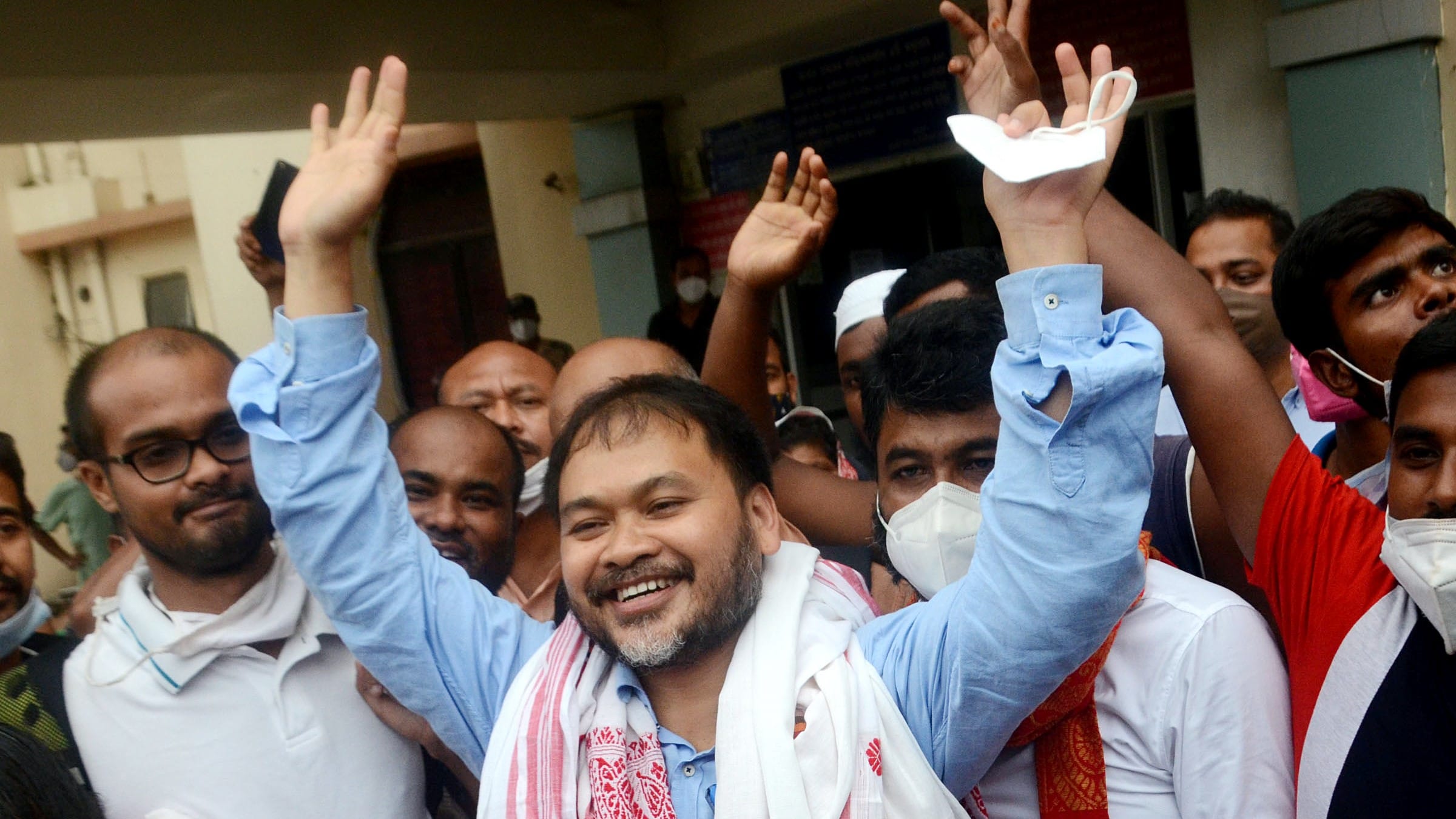 Assam polls: Activist-politician Akhil Gogoi trails BJP rival by 300-plus votes in Sibsagar