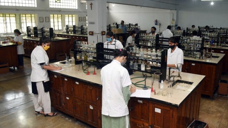 Pursuing two degrees simultaneously will benefit students. Polymaths not rare in India