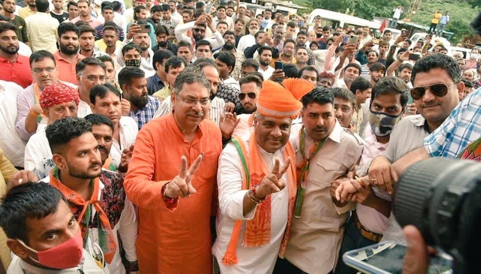 Union Minister Bhupender Yadav (donning turban) during his Jan Ashirwad Yatra in Rajasthan | Twitter/@byadavbjp