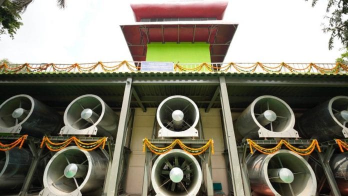 The recently installed smog tower in Connaught Place, Delhi | Twitter