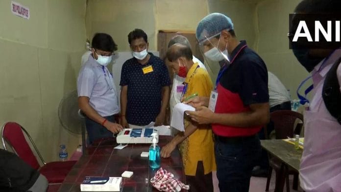 A polling booth set up at in Bhabanipur for ladies, senior citizens on 30 September 2021| Twitter /@ANI