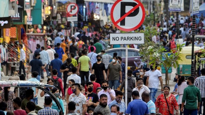 People at Karol Bagh Market in New Delhi | ANI File Photo