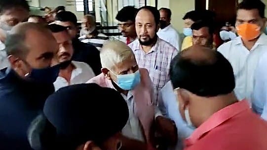 Chhattisgarh CM Bhupesh Baghel's father Nand Kumar Baghel being produced before a court in Raipur, on 7 September 2021 | ANI Photo