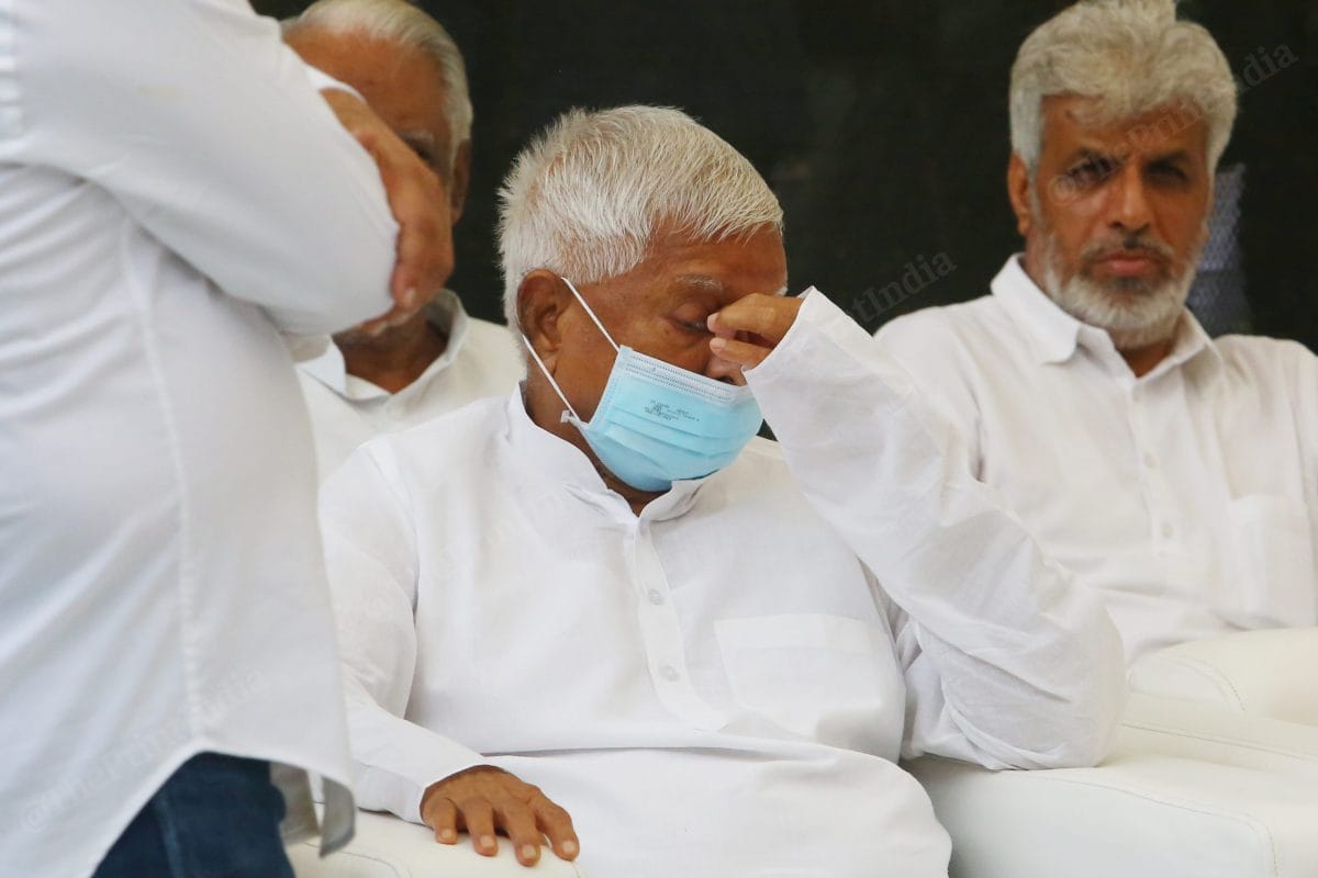 Lalu Prasad Yadav after wearing the mask | Photo: Praveen Jain | ThePrint