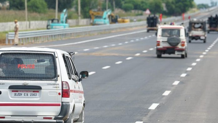 The 1,380 km Delhi-Mumbai Expressway will reduce the travel time between two cities from 24 hours to 12 hours | Twitter | @nitin_gadkari