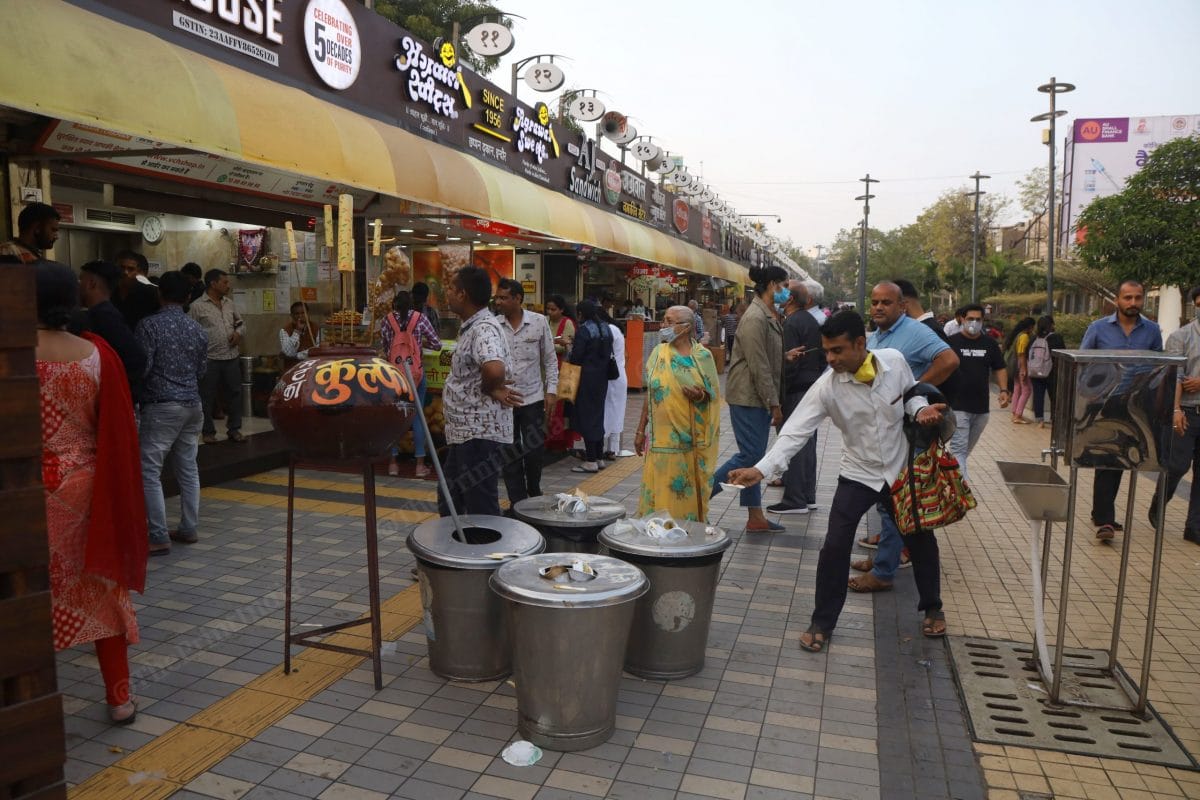 At Chappan Dukan area of Indore's New Palasia there are several dustbins | Photo: Manisha Mondal | ThePrint