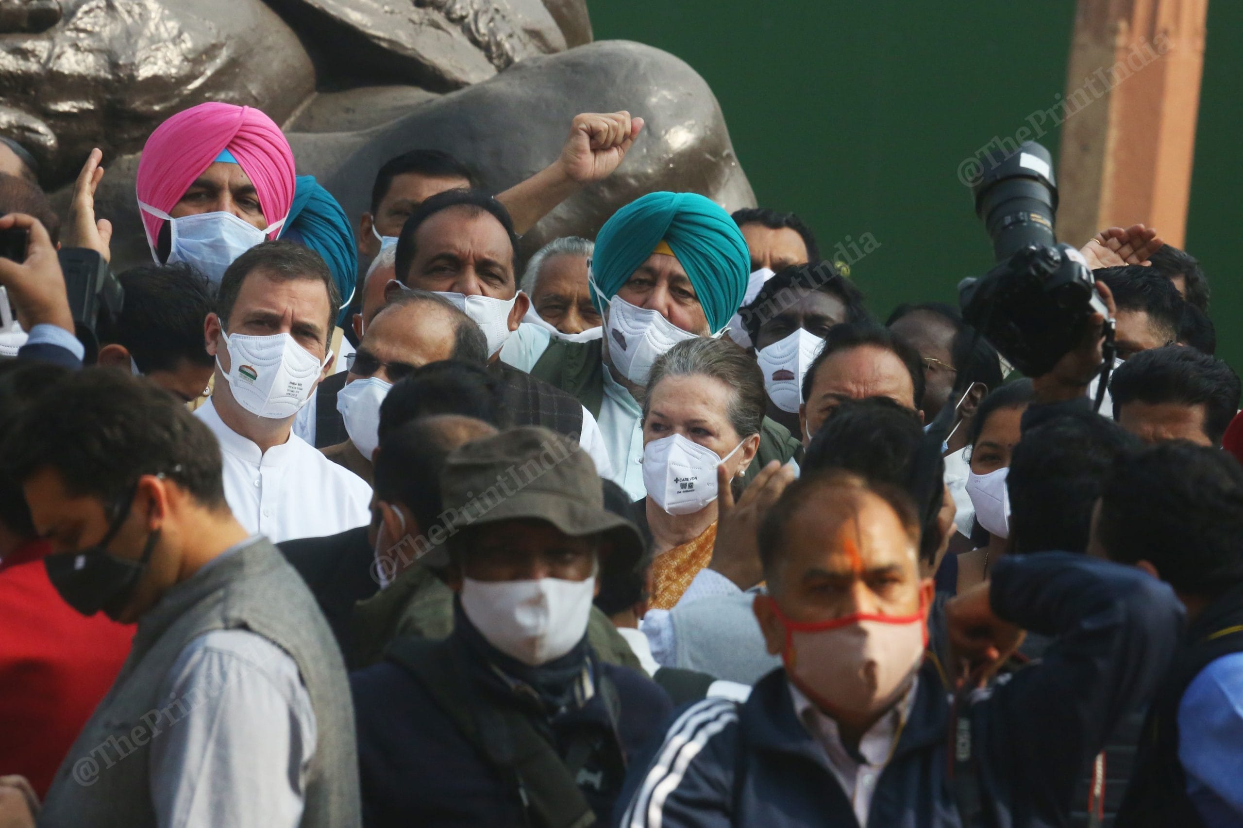 Congress President Sonia Gandhi, Rahul Gandhi and other senior leader protesting in favour of farmers at Parliament House | Photo: Praveen Jain | ThePrint