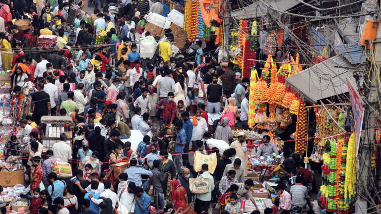 Services, manufacturing & exports keep India on course to post world’s fastest growth