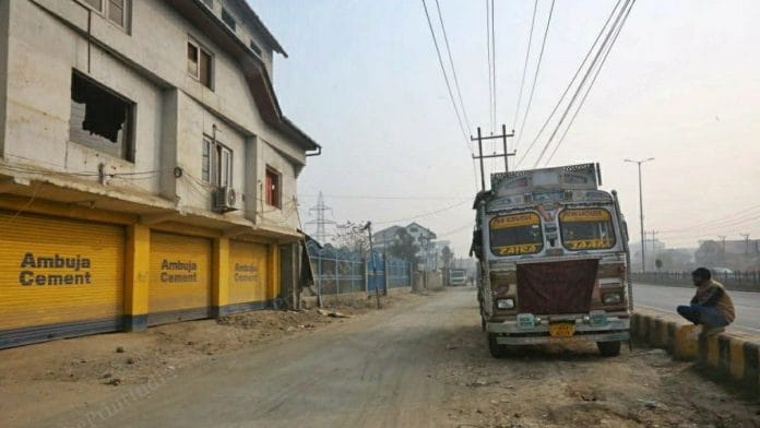 The building at the Hyderpora market where the encounter took place | Photo: Praveen Jain/ThePrint