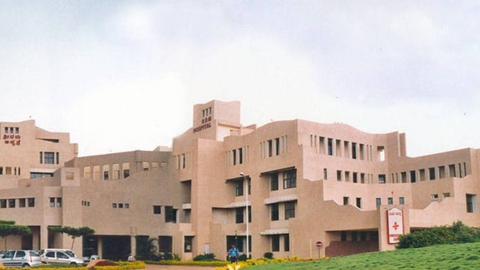 At the SDM College of Medical Sciences in Dharwad, 281 Covid cases have been found after an event in a hall | Representational Image | Commons