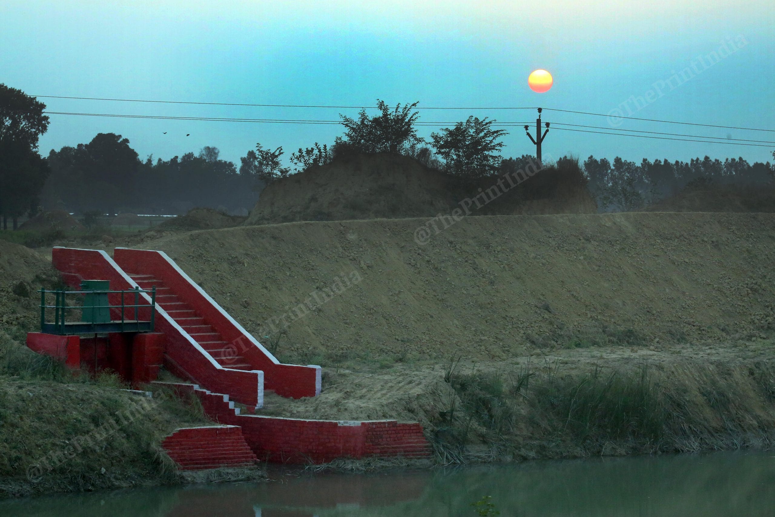 Minor Head Regulator supply water main canal to small canal at Saryu Nahar Pariyojna | Photo: Praveen Jain| ThePrint
