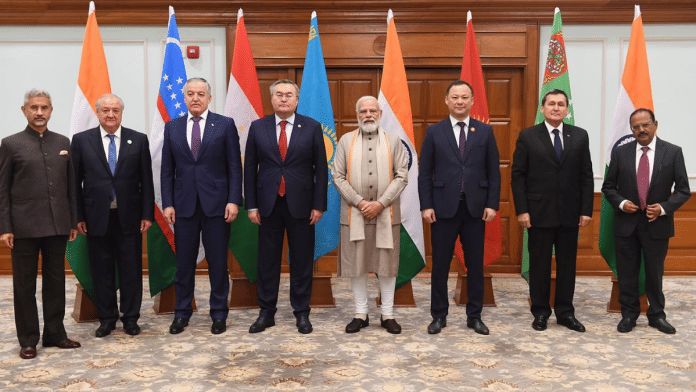 The foreign ministers of Central Asian countries with India's prime minister Narendra Modi in Delhi on 20 December 2021 | Twitter/@ANI
