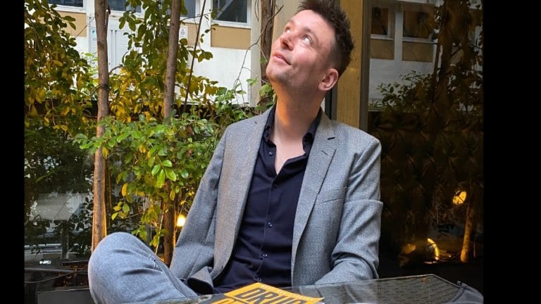 Mark Van Stratum’s book on mental health and recreation is inspiration packed in an engaging story