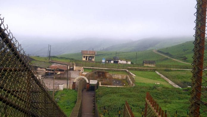 A view of Baba Budan Dargah and Datta Peetha | Commons