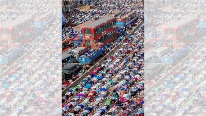 A photograph of the Bijwa Ijtema congregation near Dhaka taken by Ratul Dhar| Twitter | @TarekFatah