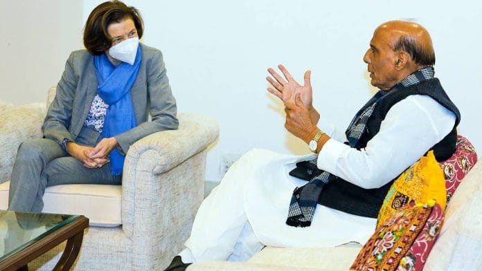 French Defence Minister Florence Parly meets Defence Minister Rajnath Singh, in New Delhi on 17 December. | ANI