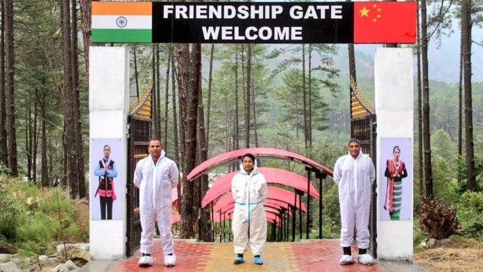 Miriam Taron, the youth who had gone missing, with Army officers on 27 January | Twitter | @KirenRijiju