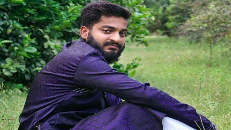 Umair Abubakkar is bridging gaps between consumers and sellers with Gsm Player