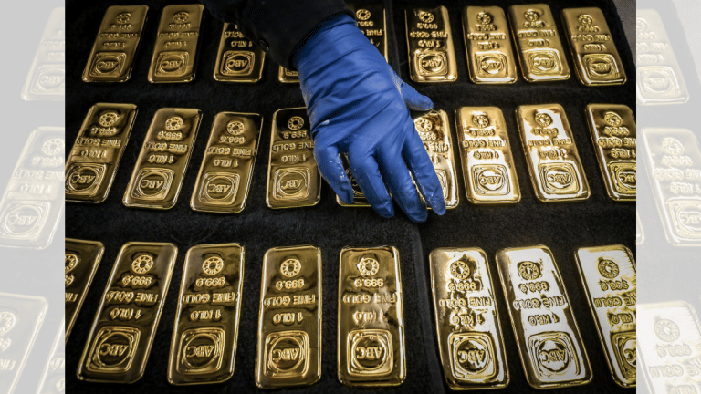 Gold investors bet against US Fed as Russia-Ukraine war threatens paradigm shift