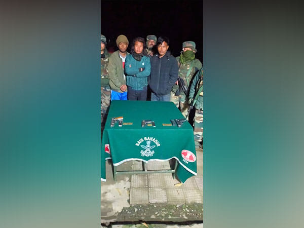 Assam Rifles apprehends three armed cadres of Kuki Revolutionary Army in Manipur