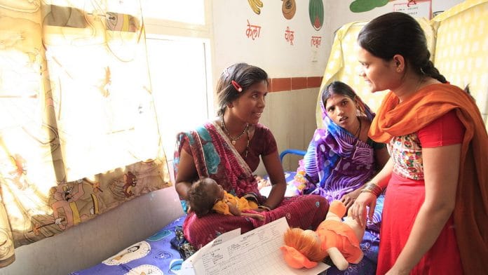 Representative image of India's community workers in the field of health | Wikimedia Commons