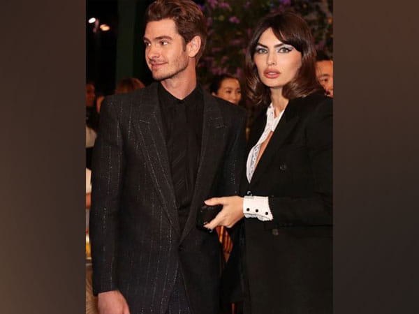 Andrew Garfield makes debut as a couple with girlfriend Alyssa Miller at 2022 SAG Awards