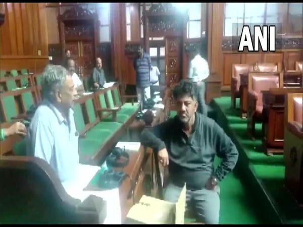 Cong protest in Karnataka Assembly continues over Minister Eshwarappa's 'saffron flag' remark