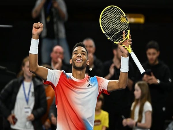 World No. 9 Felix Auger-Aliassime withdraws from Dubai Tennis Championships with back injury