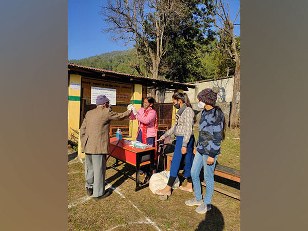 Uttarakhand reports 35.21 pc voter turnout till 1 pm, Uttarkashi takes lead with 40.12 pc 