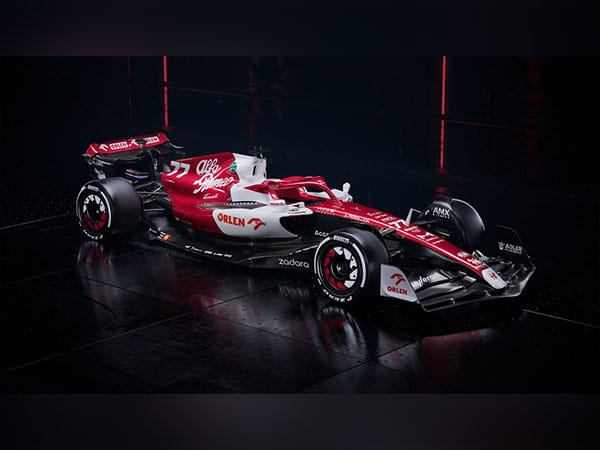 Formula 1: Alfa Romeo reveal 2022 car livery