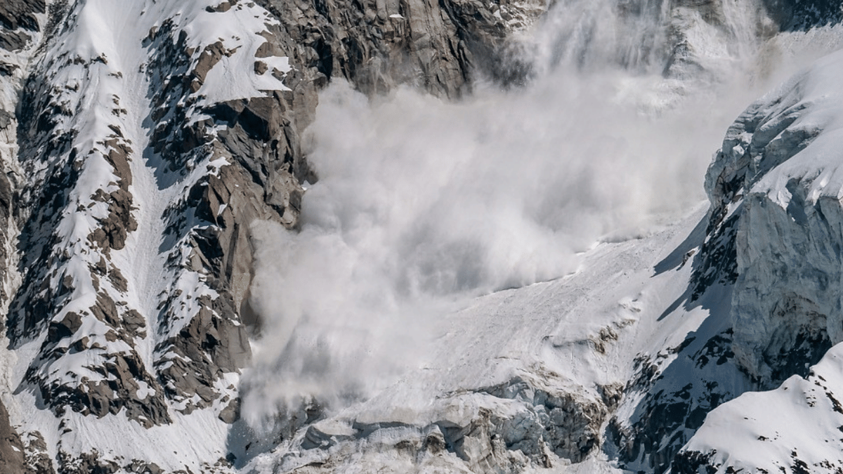 Bodies of 7 Army personnel hit by avalanche in Arunachal Pradesh recovered