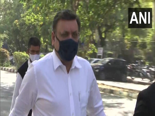 ABG Shipyard Case: Former CMD Rishi Aggarwal reaches CBI headquarter to join investigation