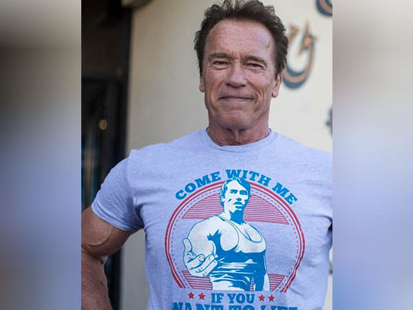 Arnold Schwarzenegger to present Slap Fighting Championship 