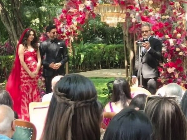 Farhan Akhtar, Shibani Dandekar make a perfect pair in dreamy wedding