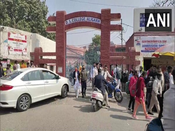 DS college in UP's Aligarh bans entry of students without prescribed uniform