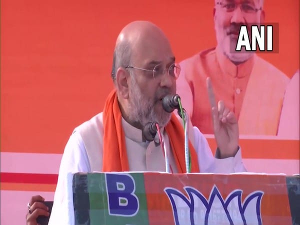 UP polls: Akhilesh Yadav wears specs of religion, caste, says Amit Shah