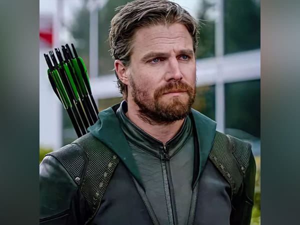 Stephen Amell responds to 'Peacemaker' season finale diss at 'Arrow'