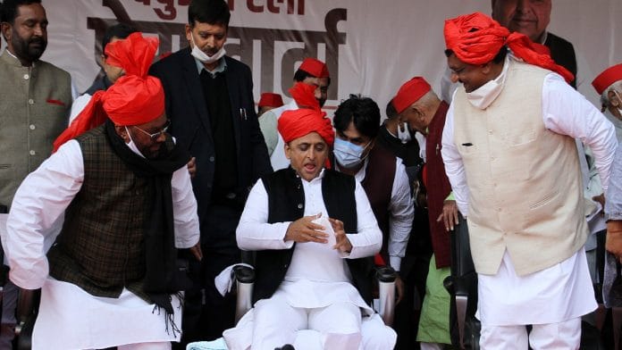 File photo of former UP ministers and prominent OBC leaders Swami Prasad Maurya and Dharam Singh Saini joining the Samajwadi Party in presence of party president Akhilesh Yadav, in Lucknow | ANI