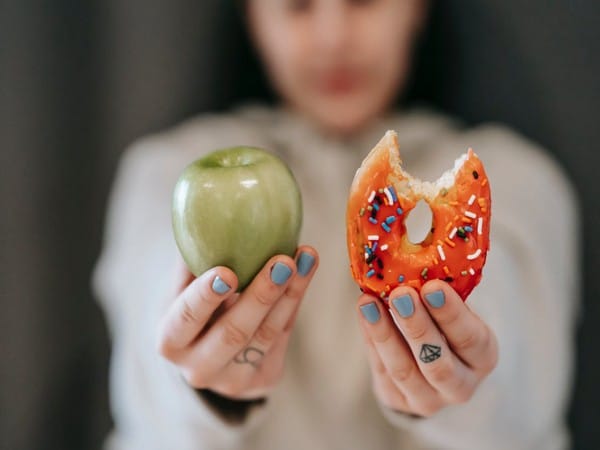 Study finds new clues on how brain links pain and food 