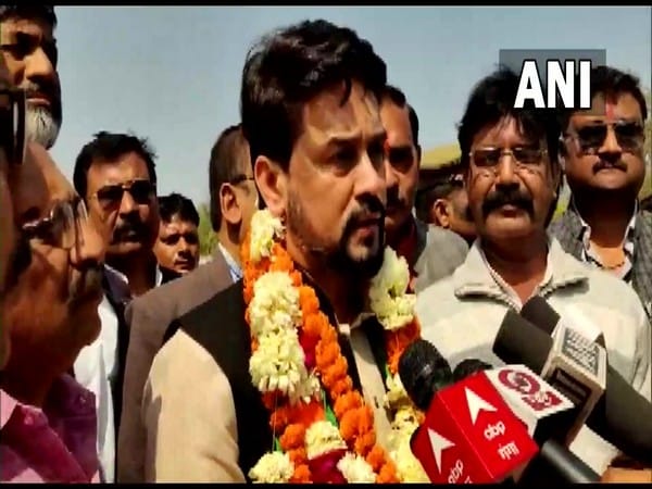 UP Polls: Samajwadi Party will not cross 100 seat mark, says Anurag Thakur