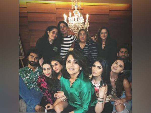 Tara Sutaria poses with Kapoor family in new picture