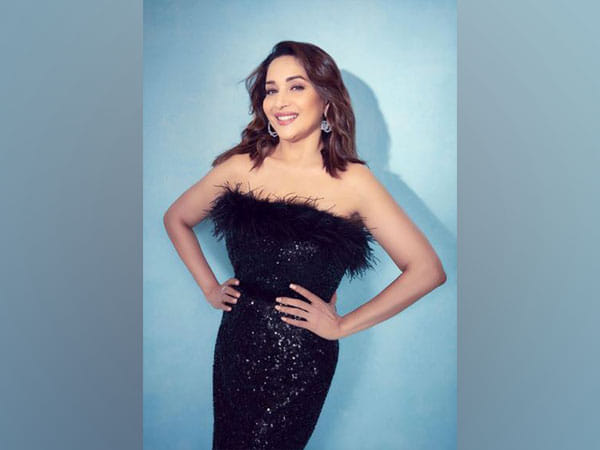 Madhuri Dixit looks ravishing in stunning black outfit 