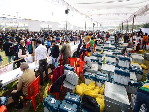 UP polls: Fate of two cabinet ministers, Aditi Singh, Ex-ED Joint Director Rajeshwar, Unnao rape victim's mother to be sealed today