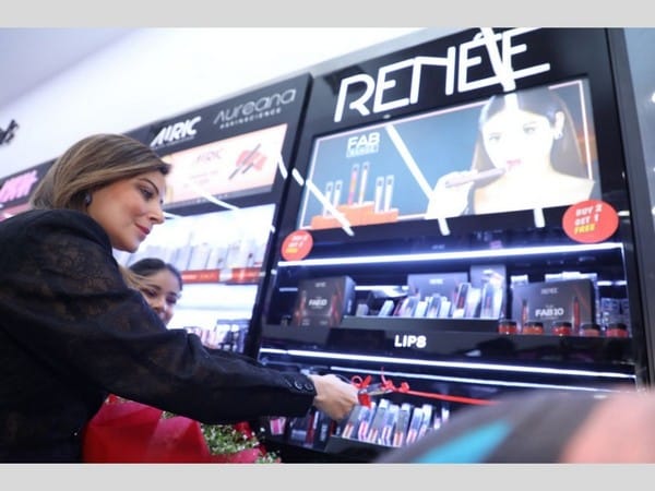 With a robust expansion plan to 1000 stores in the next quarter, RENEE Cosmetics launches new stores in Delhi on International Woman's day