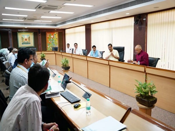 Delhi govt ropes in consultants to resolve drainage problems