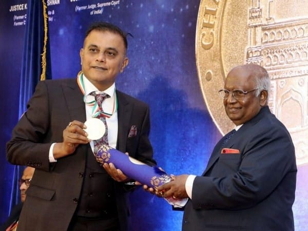 Dr Manish Doshi, CEO of Concept Medicals awarded the 'Champions of Change Award' by Telangana governor